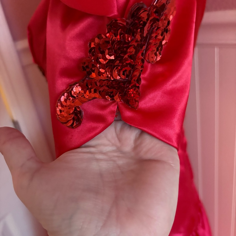 Vintage Unbranded Red Satin Special Occasion Gown size 7/8 with Sequins - Picture 9 of 10